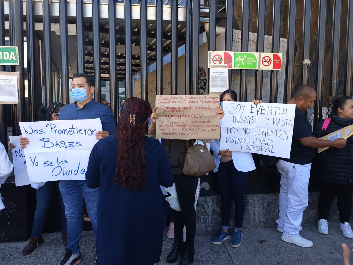 albertomena's tweet photo. Laboratorio de Análisis de riesgos, Vigilancia Epidemiología e INSABI eventuales exigen basificacion en #torreinsignia @IMSS_BIENESTAR @SSaludCdMx solución transparente y justa @Claudiashein @Fenix90oficial #TrabajadoresPorlaSalud @JavierSolorzano @LaJornada @proceso @Milenio https://t.co/D8zJ79luVE