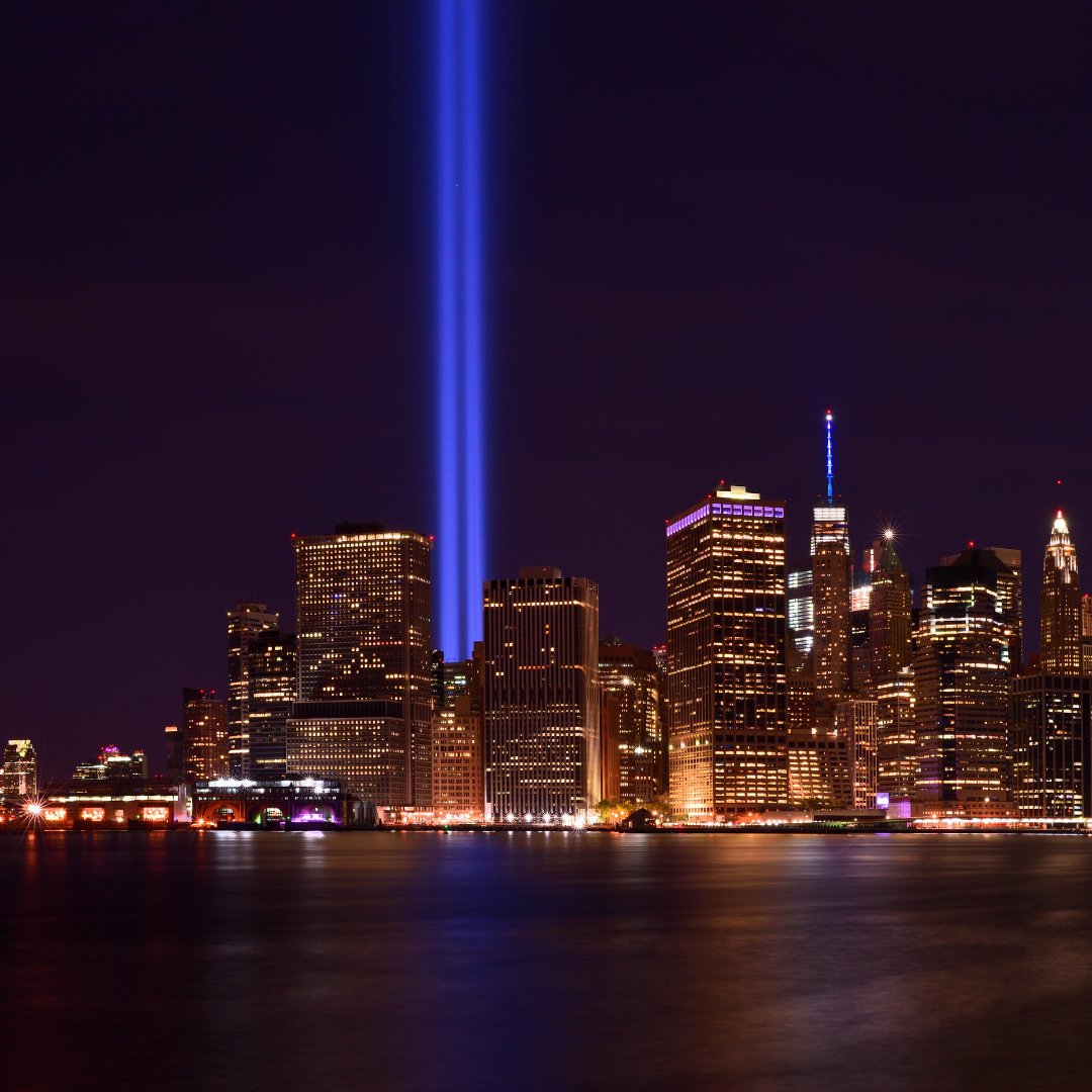 LegalAid941's tweet photo. Today we remember the 2,996 people whose lives were lost on September 11, 2001. We will never forget. https://t.co/Nxzg4XN4Oc