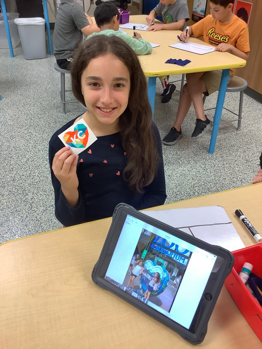Our first student capture the heart 🩵 Students who see one of the parade of hearts around the area can earn a custom sticker from Mrs. K 🫶🏻💛 #opsfortheirfuture <a href="/OlatheTomahawk/">Tomahawk Elementary Olathe</a> <a href="/ParadeofH/">ParadeofHearts</a>