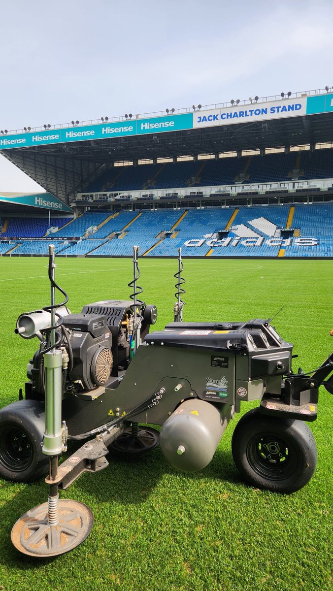 greenergrounds's tweet photo. Aeration is essential this time of year to keep any upcoming rain draining, both the #Air2G2 and #ProCore648 can help keep the surface open and relieve compaction. Nice and light with little weight for any  ground conditions #hire #availablenow 
Get in touch for pricing

#air2g2 https://t.co/9DsgjelL6e