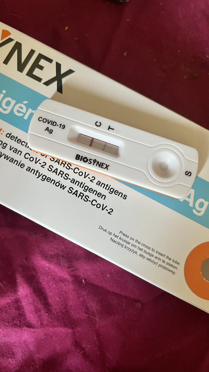 CharlieBexx's tweet photo. Une 1ere fois à tout ! J’aurai mis du temps mais enfin, Septembre 2023, 4 ans après sa sortie … j’ai la COVID ! 

Bien évidemment je suis KO et ne pourrait stream cette semaine 🥺 

J’vous fais des poutoux… de loin quand meme… et on se retrouve vite https://t.co/QGCPbFy0Ae