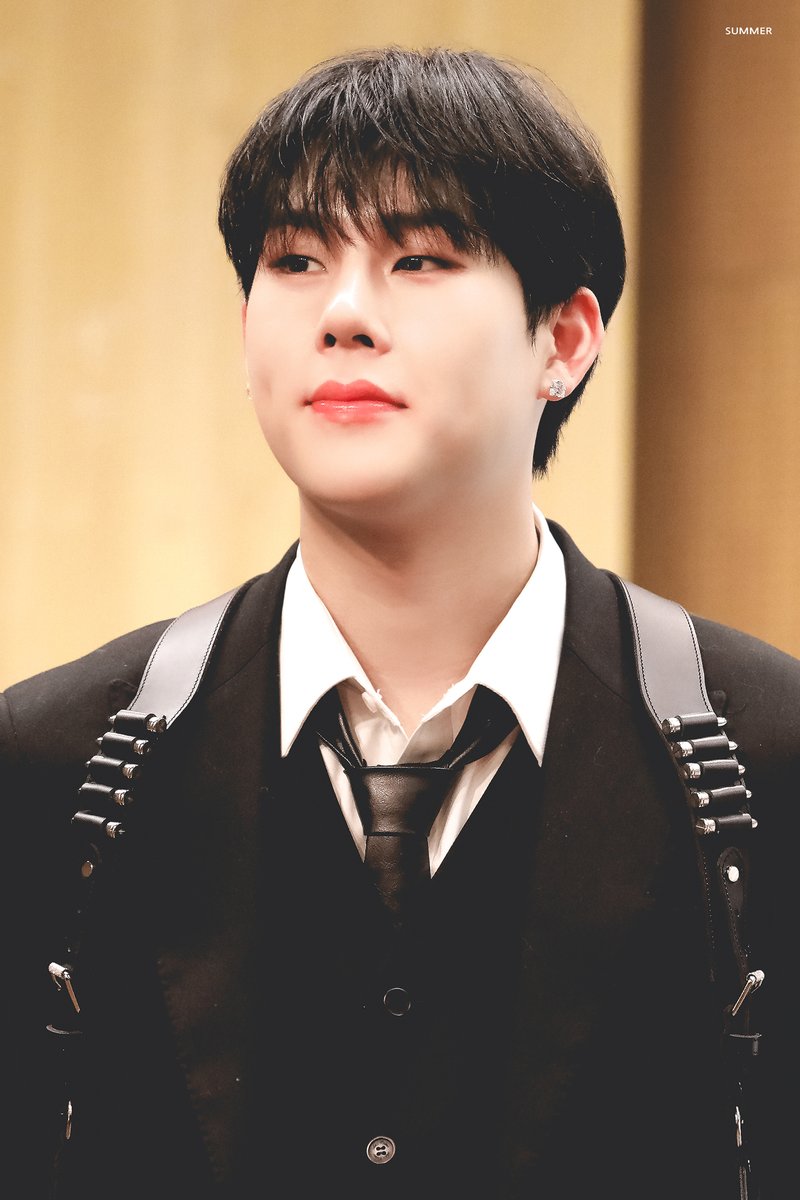 230114 비트로드 대면팬싸 #주헌

D-499
오늘도 많이 보고싶어❤️

#MONSTAX #몬스타엑스 
#JOOHONEY #JOOHEON