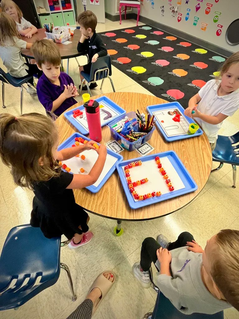 TKASeymour's tweet photo. π Our PreK4 superstars had a blast exploring patterns last week! Learning through fun is great! π #PreKLearning #PatternExplorers #TKALionsTN https://t.co/V0kvkda38h