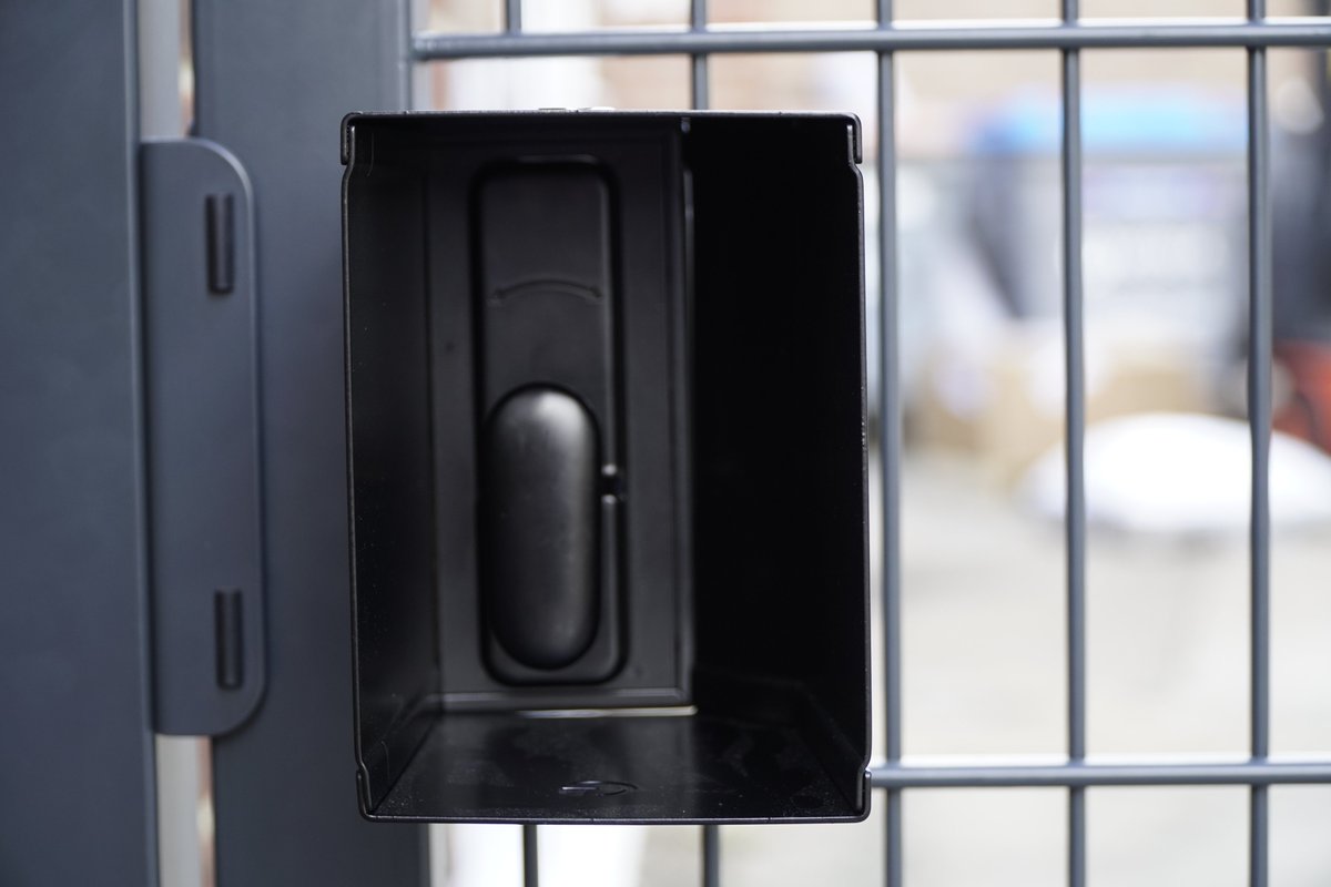 A lock and a solution for every situation. Tell us your security issues and we will do our best to solve them.