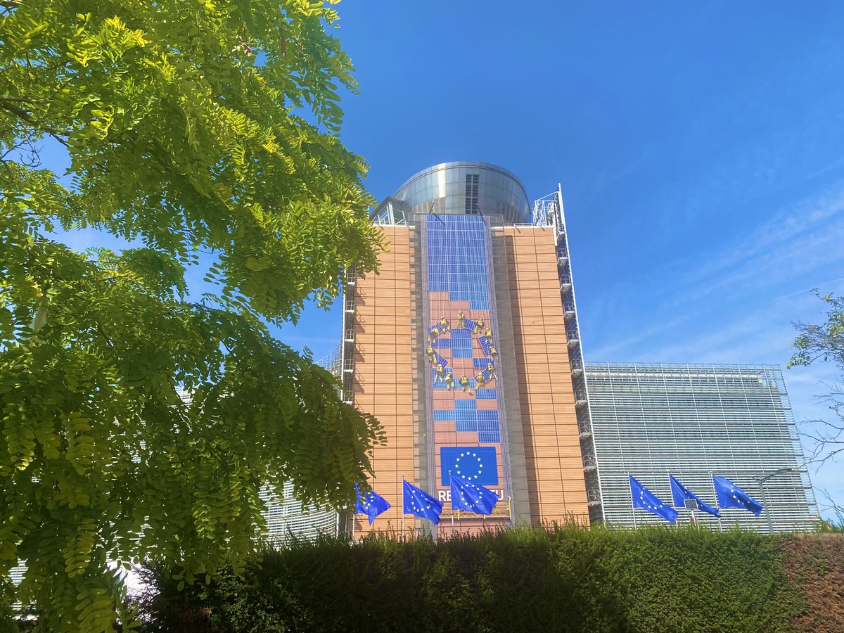 VictimSupportEU's tweet photo. 🌞 Hello from sunny Brussels & exciting news: VSE is planning to publish our Model Provisions Paper & to kick off advocacy activities centered around the VRD revision process. 📢
#VRDRevision #VictimSupport #ShapingVictimSupportTogether #EUVictimsRights #NoVictimLeftBehind https://t.co/NQSNGTK1dL