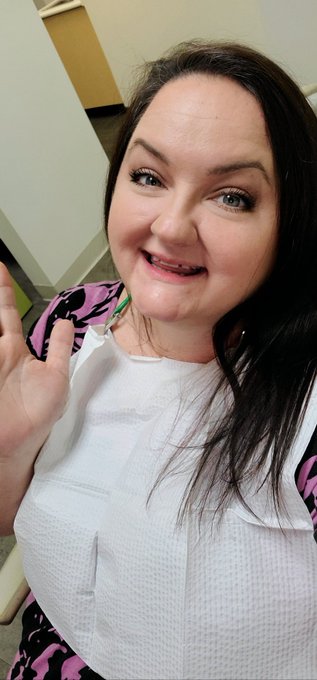 All polished up shiny and clean! No cavities! I thought I cracked a tooth, but I was wrong 🤷&zwj;♀️ lol https://t<a href="/tag/mvsales"class="tags"><span>#mvsales</span></a>