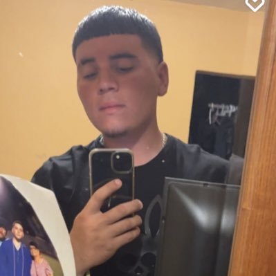 elmartinn17's tweet photo. #NewProfilePic https://t.co/jsSrB5xkVp