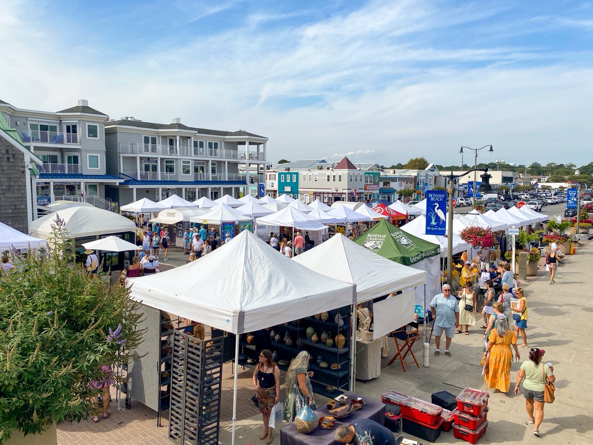 We had so much fun hosting the 45th annual Bethany Beach Boardwalk Arts Festival and making this commemorative year bigger and better than ever! We hope everyone had a great time browsing the fantastic art by the beach.
Thank you to all of our sponsors and volunteers!