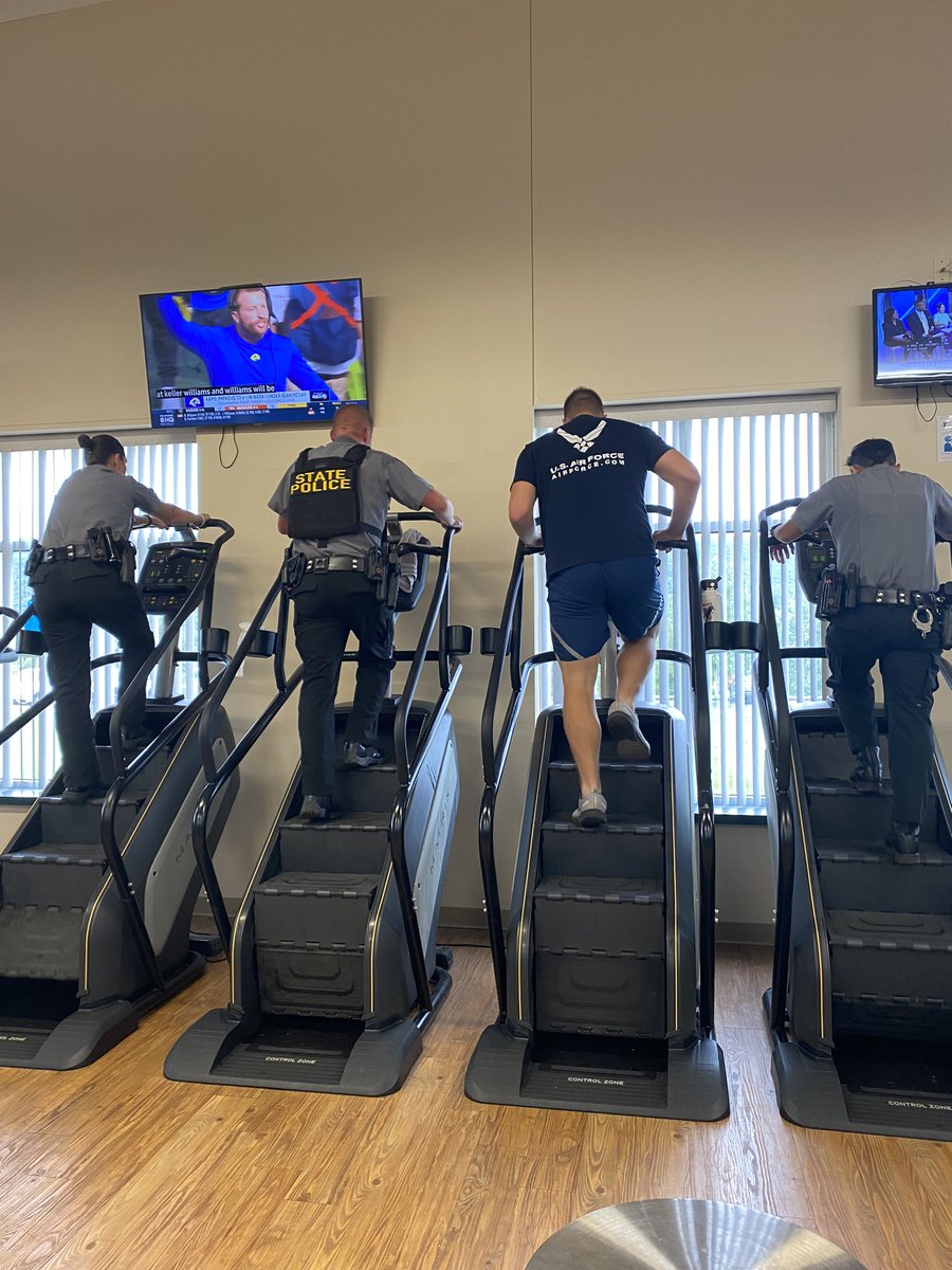 Troopers Lauren Lesher / Sara Barrett tweet media