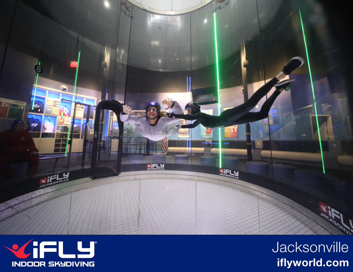 ChristieTiff's tweet image. Flying into the week like a fearless bird, ready to conquer any challenge that comes my way! Let's soar high and make this week one for the books! 🐦✨#MondayMotivation #EmbraceChallenges #iFly