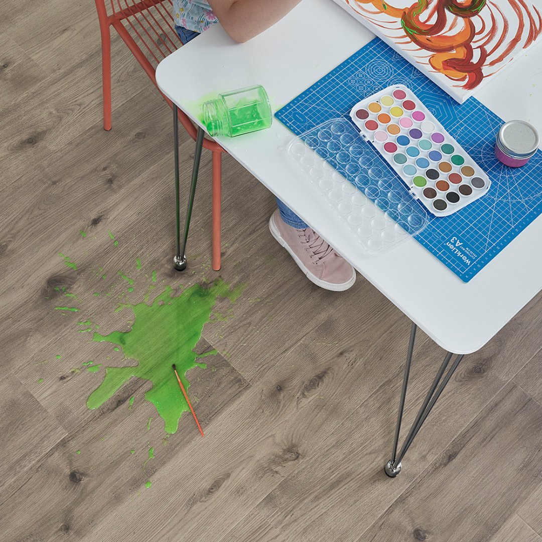 pergo's tweet image. Experience unlimited creativity with our beautiful and durable floors. 

💻: bit.ly/3YWT7CF

#FloorGoals #BeautyAndDurability #PergoPro #flooring #floors #Pergo