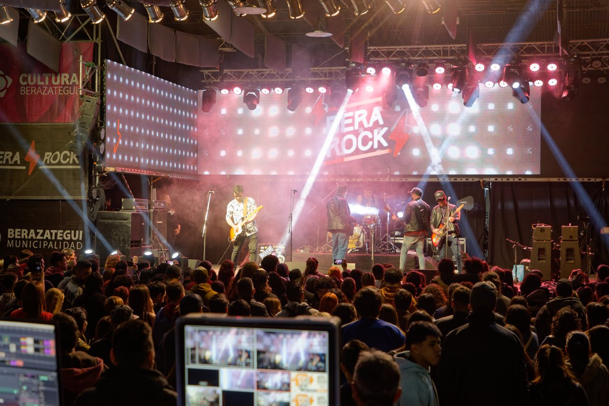 Deslizá las imágenes para ver cómo estuvieron las jornadas del viernes 08, sábado 09 y domingo 10/09. 👉

#Berazategui #BerazateguiCorazónDeZonaSur #Berazategui <a href="/CulturaBe/">Cultura Berazategui</a> <a href="/lamississippi/">La Mississippi</a> <a href="/lizarazuok/">Hilda Lizarazu</a> <a href="/ArbolOficial/">Arbol Official</a>