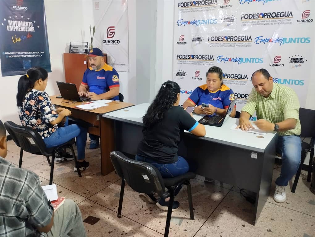 Gob_Guarico's tweet photo. #DebesSaber📢 Primera Jornada de Atención a Emprendedores impulsa procesos de registro en Guárico

Más información ⬇️
👁‍🗨 https://t.co/gBQwKpTOLW

#Guárico
#ConMaduroMásGestión
#GuáricoCreceYAvanza https://t.co/r4uAnGfEiN