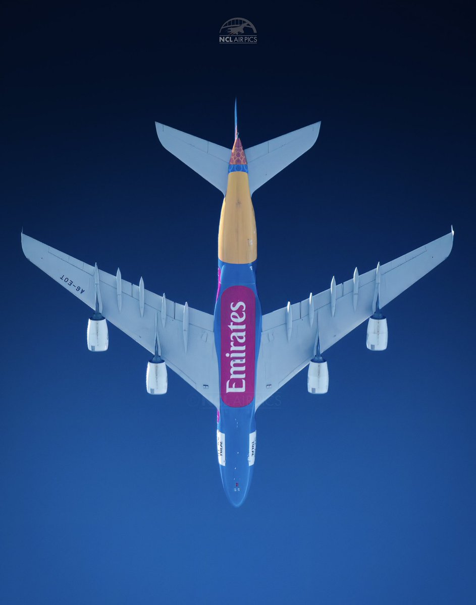 🇦🇪 @emirates “EK27” A380 A6-EOT in the vibrant ''Destination Dubai'' livery routing into @GLA_Airport on way from @DubaiAirports seen here just south west of @NCLairport @ 29,000ft & 453mph. #Aviation