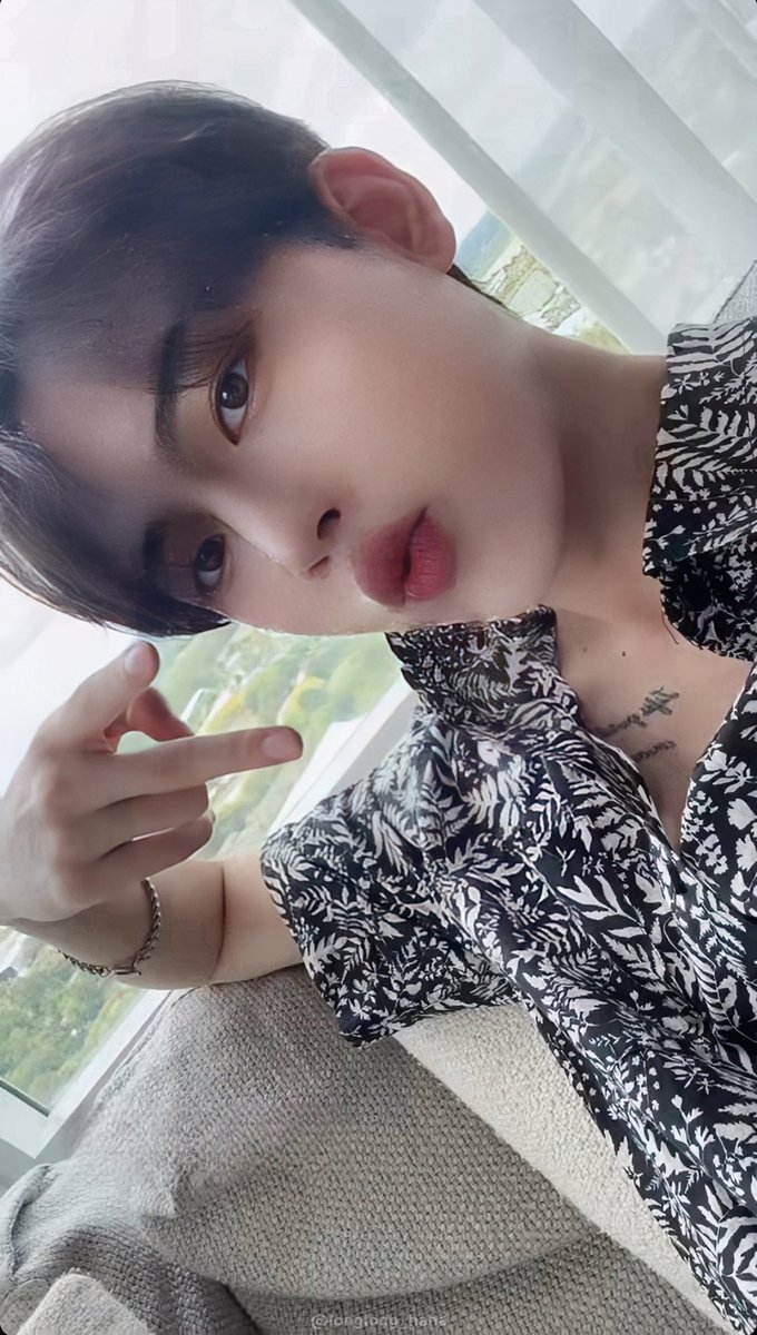 longlong_haha's tweet photo. 🤪🤪🤪

#정현 #이정현 #JUNGHYUN https://t.co/6EjSditMsp