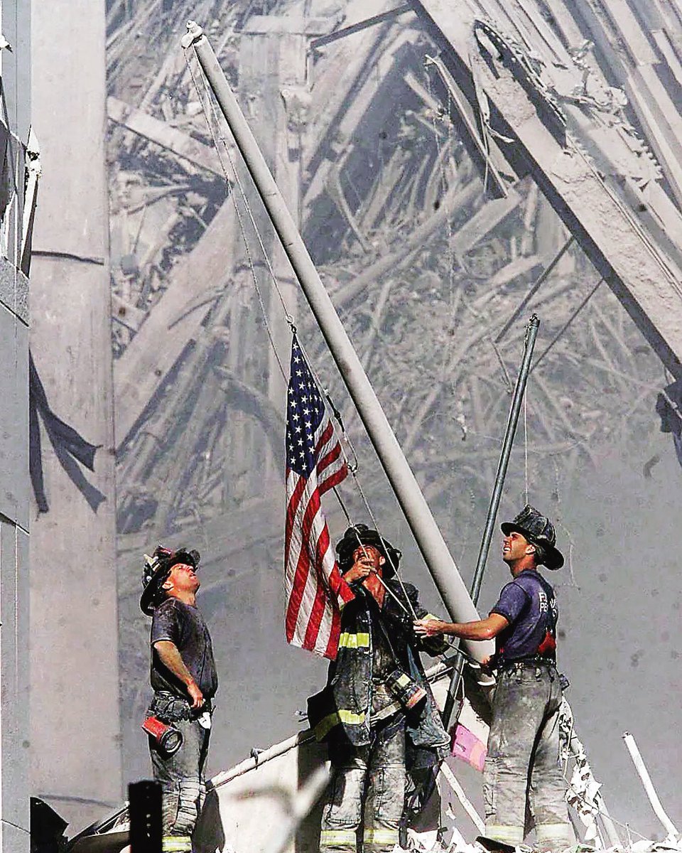 One nation, under God, indivisible, with liberty and justice for all. 🇺🇸❤️🙏 #september11 #neverforget