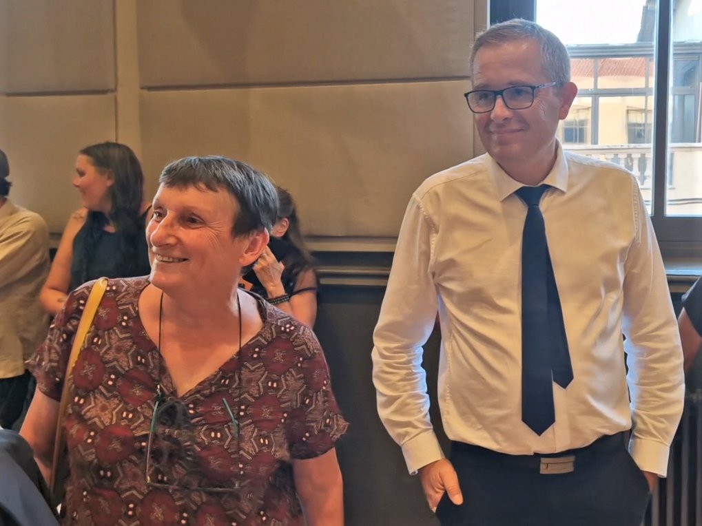 #Politique 🇫🇷

La liste d’opposition "Unis pour Thizy-les-Bourg", menée par Ludovic CHERPIN, remportent les élections de Thizy-les-Bourgs avec 51,28% des voix. 🗳️

Les réactions : 
rvrradio.fr/Elections-a-Th…

#vote #votes #municipale #thizy #élection #rhone #Rhône #mairie