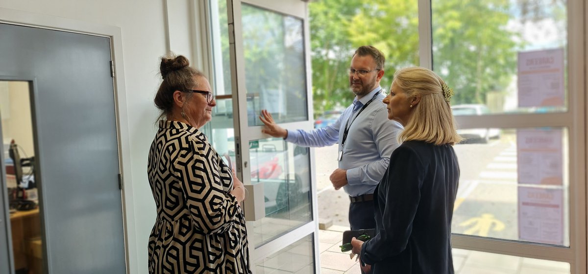 Harrogate College tweet media