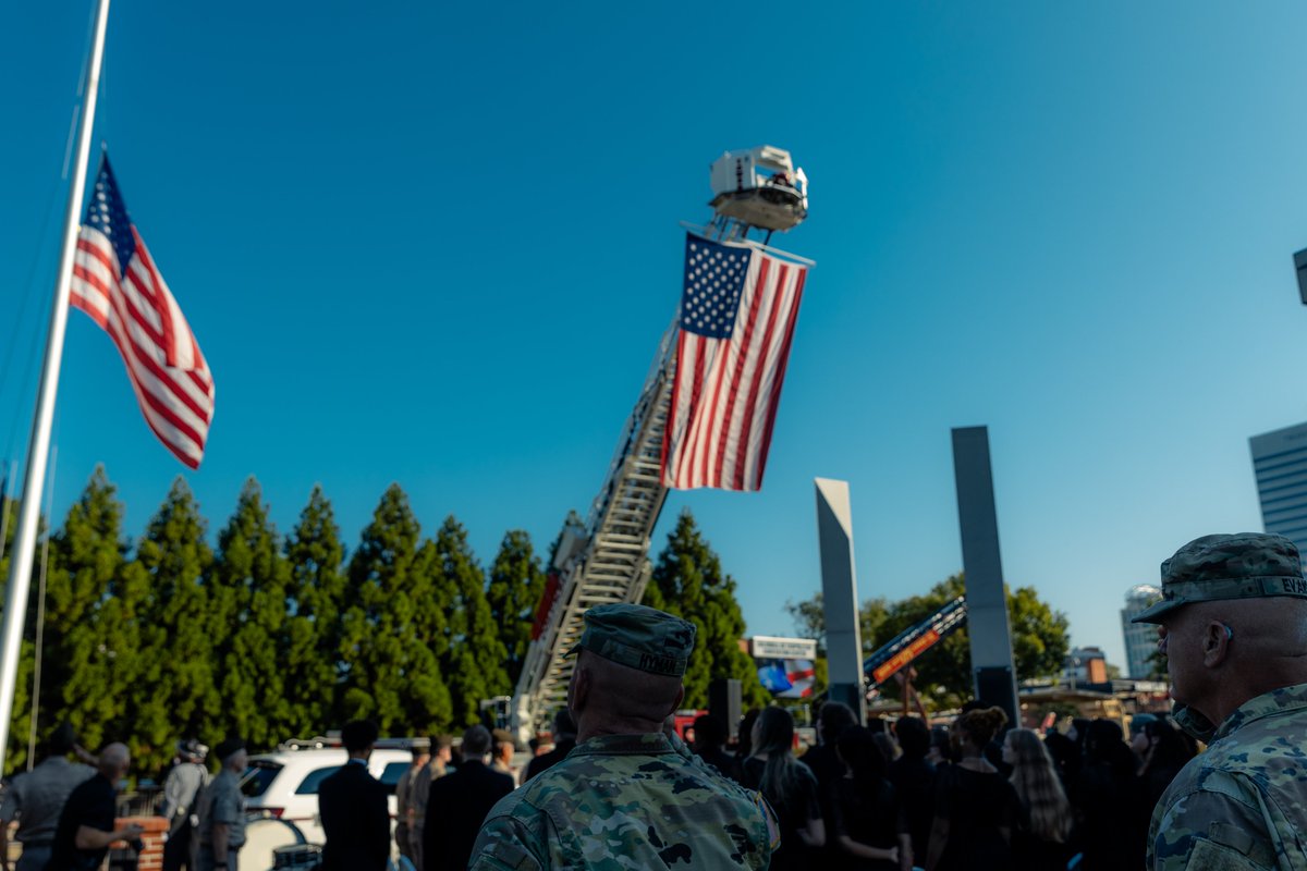 NephronPharm's tweet photo. This morning, we joined the 9/11 Remembrance Foundation of SC to honor our heroes who were lost in the attacks on September 11, 2001. Let us always remember their sacrifice and continue to honor the first responders and military service members who serve daily. https://t.co/11oI8HDWIo