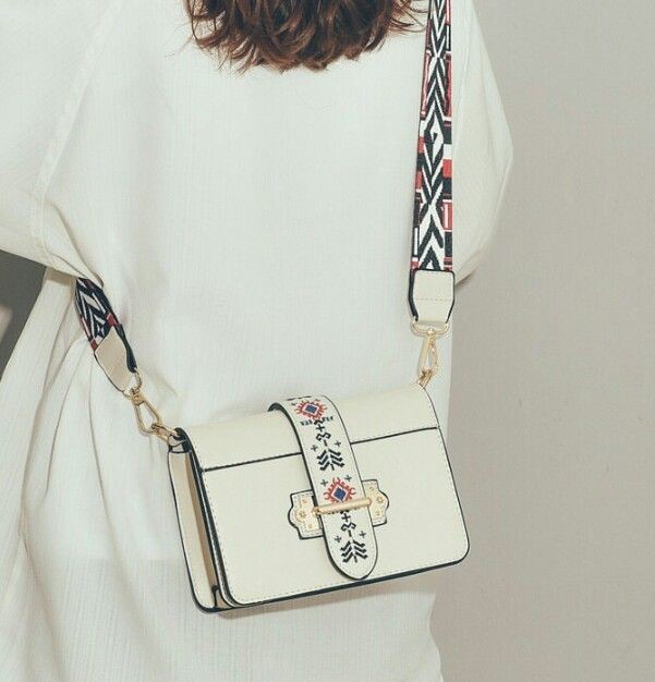 boywithkibble's tweet photo. Rekomendasi Sling Bag 👜

— a thread

#ShopeeID #racunshopee #shopeehaul #racunfashion #racunbelanja #slingbag https://t.co/CGSOePhWBT
