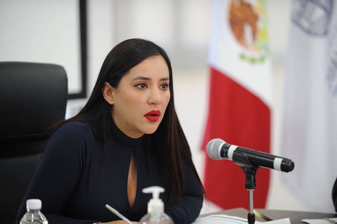 Milenio's tweet photo. 🚨 #ÚLTIMAHORA 🚨

Sandra Cuevas pedirá licencia al Congreso para separarse de su cargo como alcaldesa de la Cuauhtémoc y buscar la jefatura de gobierno de la #CdMx

https://t.co/SAdOJodBr9 https://t.co/1gV7QovT3D