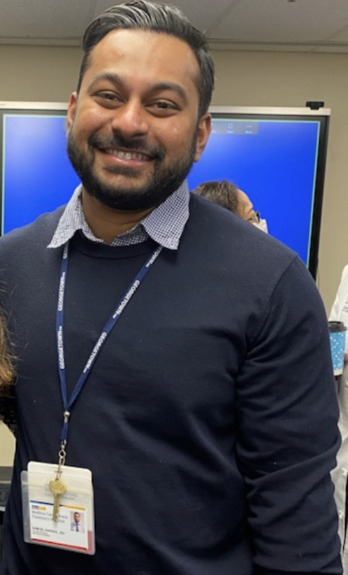 #MeetTheFellowsMonday #IDTwitter #MedTwitter #AntiBioGram @samrapaka1, back for year 2 🏠: Melbourne, FL 🩺: Mount Sinai Medical Center (FL) ❤️:🏋️‍♂️🏈 🏀Foodie (favorite DC spot: Makan) 🫀: HIV, tb, general ID, ASP, #MedEd