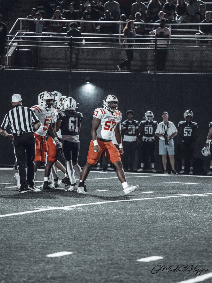 First 4 Games (Senior Szn) 
hudl.com/v/2Lf9RJ