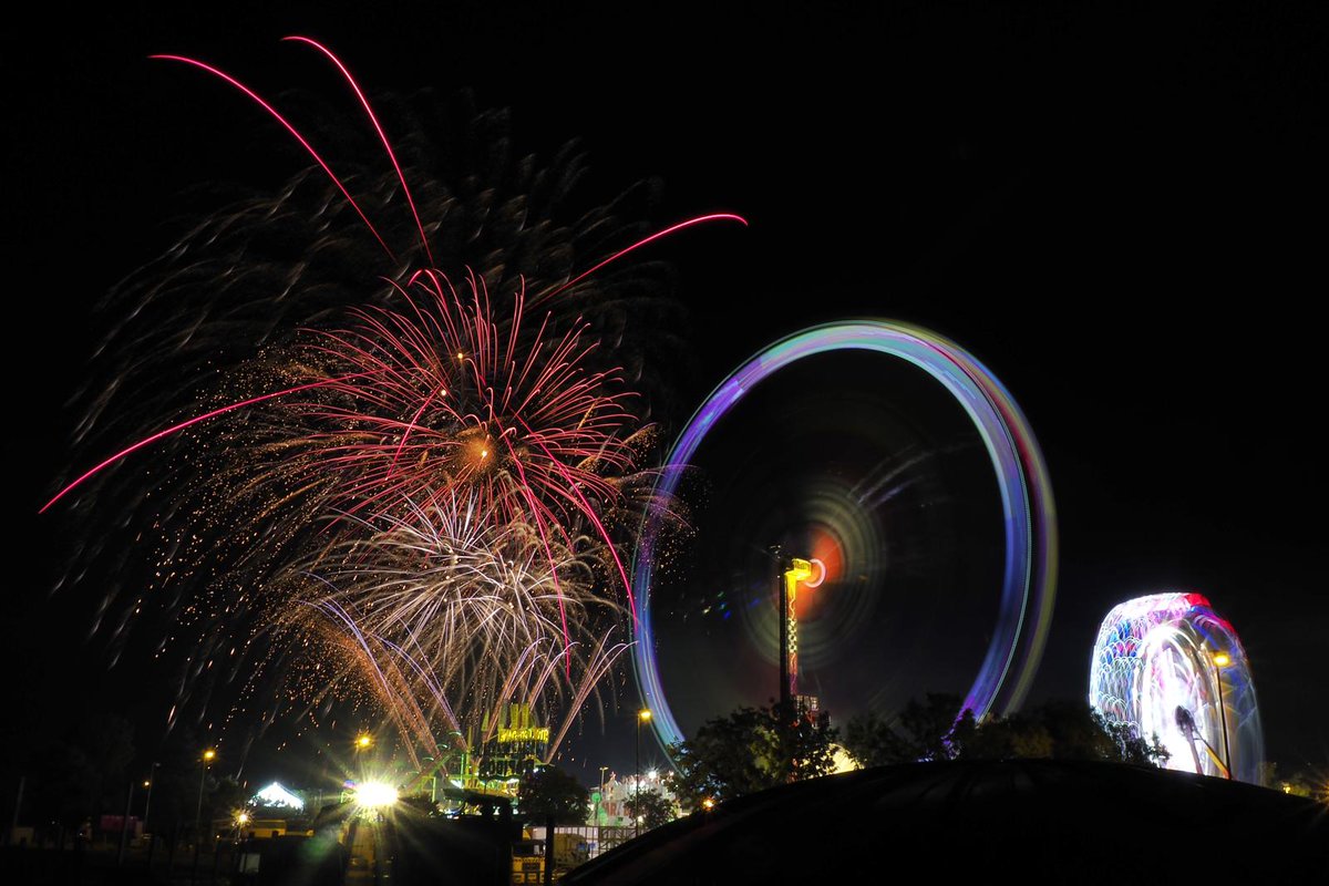La Feria y Fiestas de la Virgen de San Lorenzo 2023, un éxito en cuanto a público y participación en todas las actividades.
👉Consulta el balance que ha realizado esta tarde la concejala de Turismo, Eventos y Marca Ciudad, <a href="/Ohara911/">Blanca JC</a> 👇👇 #FiestasVLL2023

🔗cutt.ly/1wzXilkm