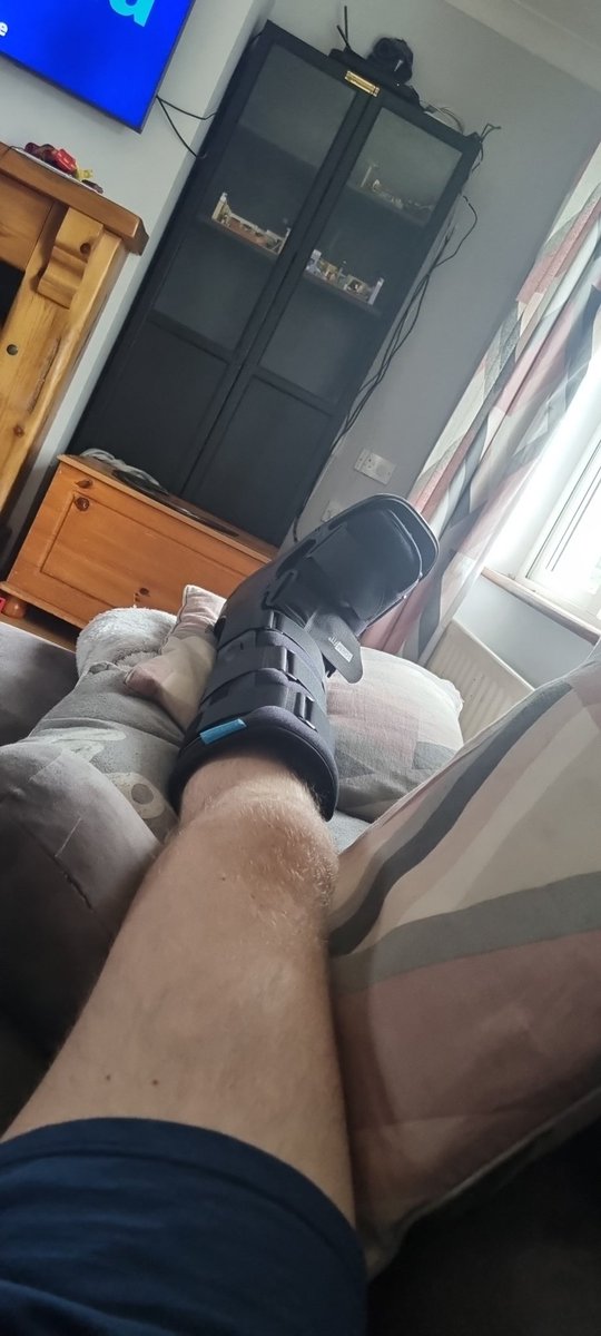 This is zero craic.....but at least the positive is there's no crack in any bones 🤦🏽‍♂️🙈