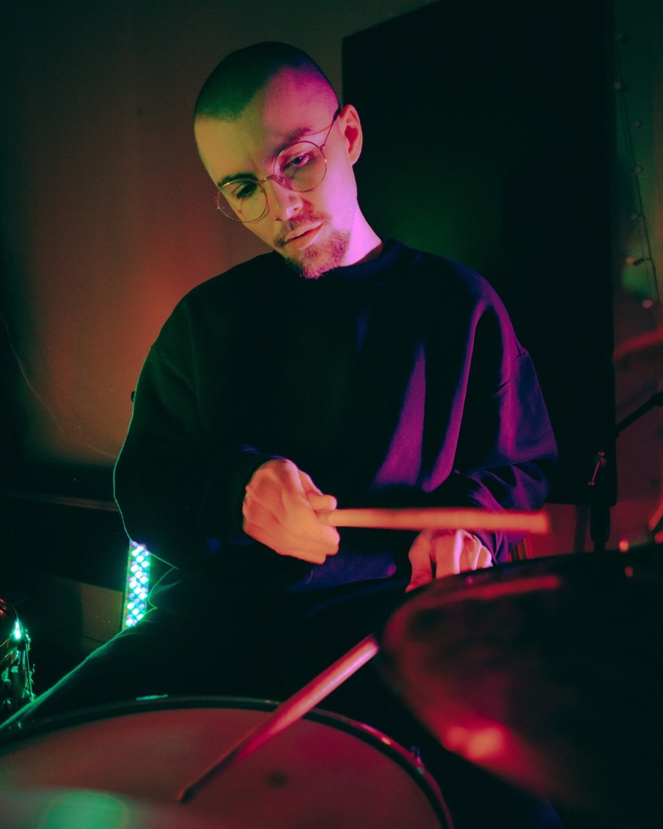 Jazz in the Round (@jazzintheround) on Twitter photo It's that time again, back after our summer break to sing about our show this month <a href="/cockpittheatre/">The Cockpit</a>:
Monday 25 Sept at 8pm
*GRAHAM COSTELLO'S STRATA
*TOM CAWLEY
*OSCAR LYONS
Tickets here: ow.ly/oRzJ50PK8AM 🥁
You know what to do - see you in a couple weeks, folks! It's that time again, back after our summer break to sing about our show this month <a href="/cockpittheatre/">The Cockpit</a>:
Monday 25 Sept at 8pm
*GRAHAM COSTELLO'S STRATA
*TOM CAWLEY
*OSCAR LYONS
Tickets here: ow.ly/oRzJ50PK8AM 🥁
You know what to do - see you in a couple weeks, folks!