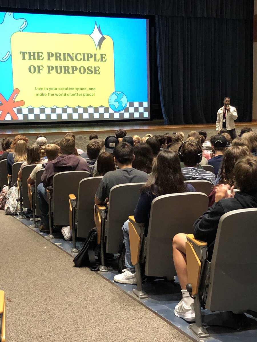 OA_Schofield's tweet photo. We loved having Jerah Reeves from @binghamtonu speak to our 9th graders this morning about personal vision and purpose. Looking forward to a growing partnership! @OAUpdate @Green__Corey @oacareercenter @OA_Swider https://t.co/iKpt3PKZWY
