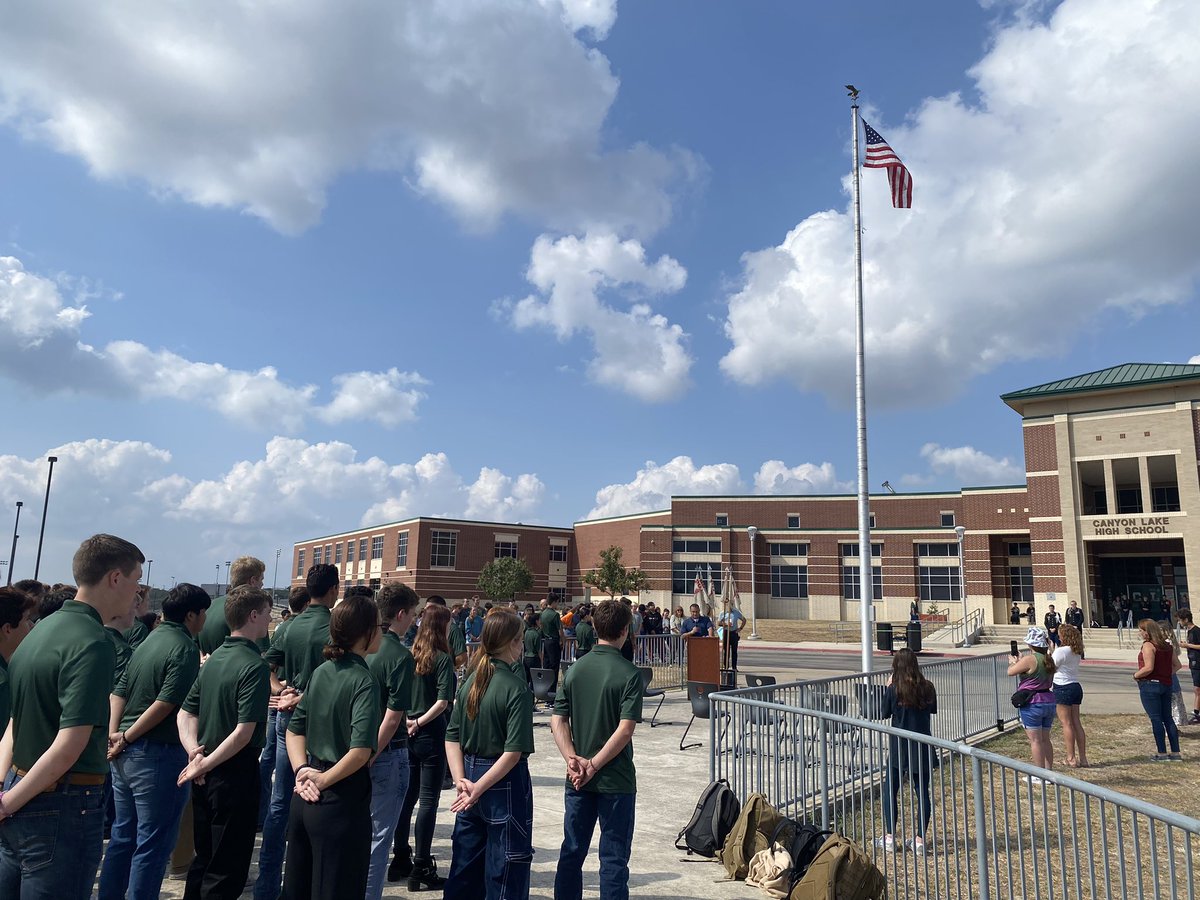 Hawk Orchestra tweet media