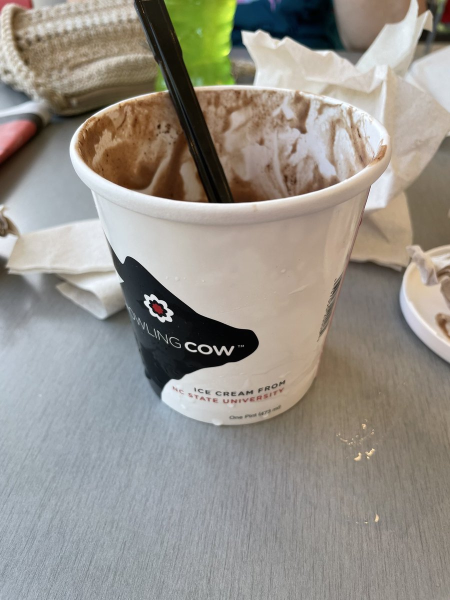 fitz19's tweet image. I can’t believe I ate the whole thing. @NCStateCALS #HowlingCow #1pint #icecreamsweats