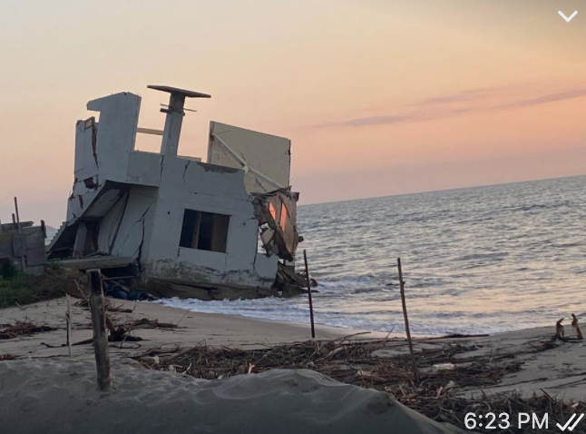 GabrielPena71's tweet photo. @rmapalacios  @jmhidalgo  @Gpereyrac @TumbesRegion @JaimeYacila @MINCETUR 
INSÓLITO! Mientras las playas y casas de Bocapan, Zorritos, Tumbes se desvanecen. @cabomerlin nos invita a "sumergirnos en experiencias auténticas en un entorno idílico."
#cabomerlinretiratuespigon https://t.co/5IEprciZxU