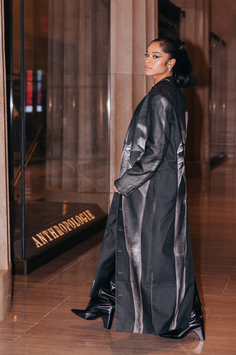 angel in the marble.
<a href="/JPGaultier/">Jean Paul Gaultier</a> #nyfw