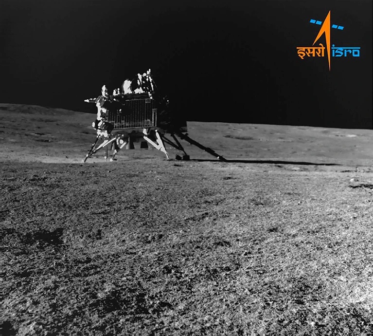 India’s Moon mission: four things Chandrayaan-3 has taught scientists go.nature.com/44KiDML #India #ISRO #Moon #Chandrayaan3 #Vikram