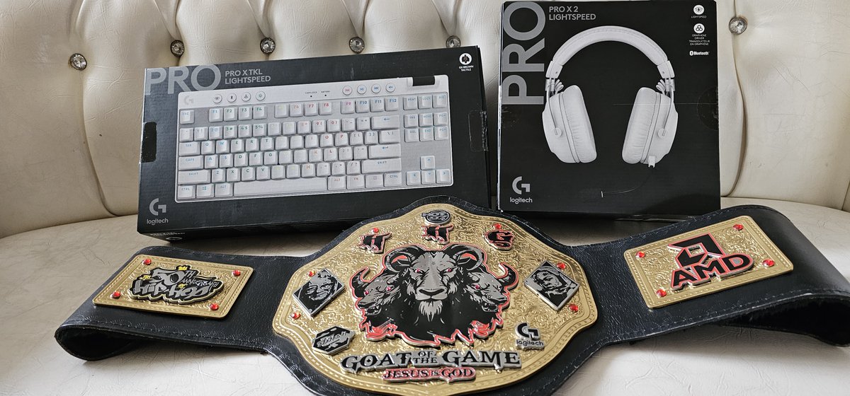 HipHopGamer's tweet photo. #HipHopGamer X @LogitechG
THE #GOAT OF THE GAME
I'm Using The New #PROX2HEADSET #PROSERIES
Right Now Son, Joint Is Crazy PLAY #CallOfDuty Or Something Like That With These I'm Telling You. https://t.co/yb9ruuv70Z