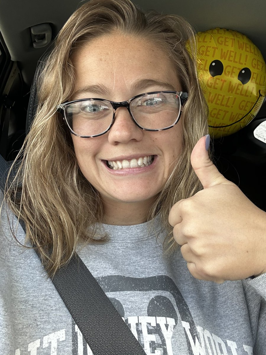 I had one little 4mm gallstone blocking the flow of my liver. I was in the hospital for 4 nights and almost 5 days and had two surgeries. It blows my mind how something so small, can cause so much problem!!! 🤯 but now I’m on the mend at home, not my fav, but getting better!