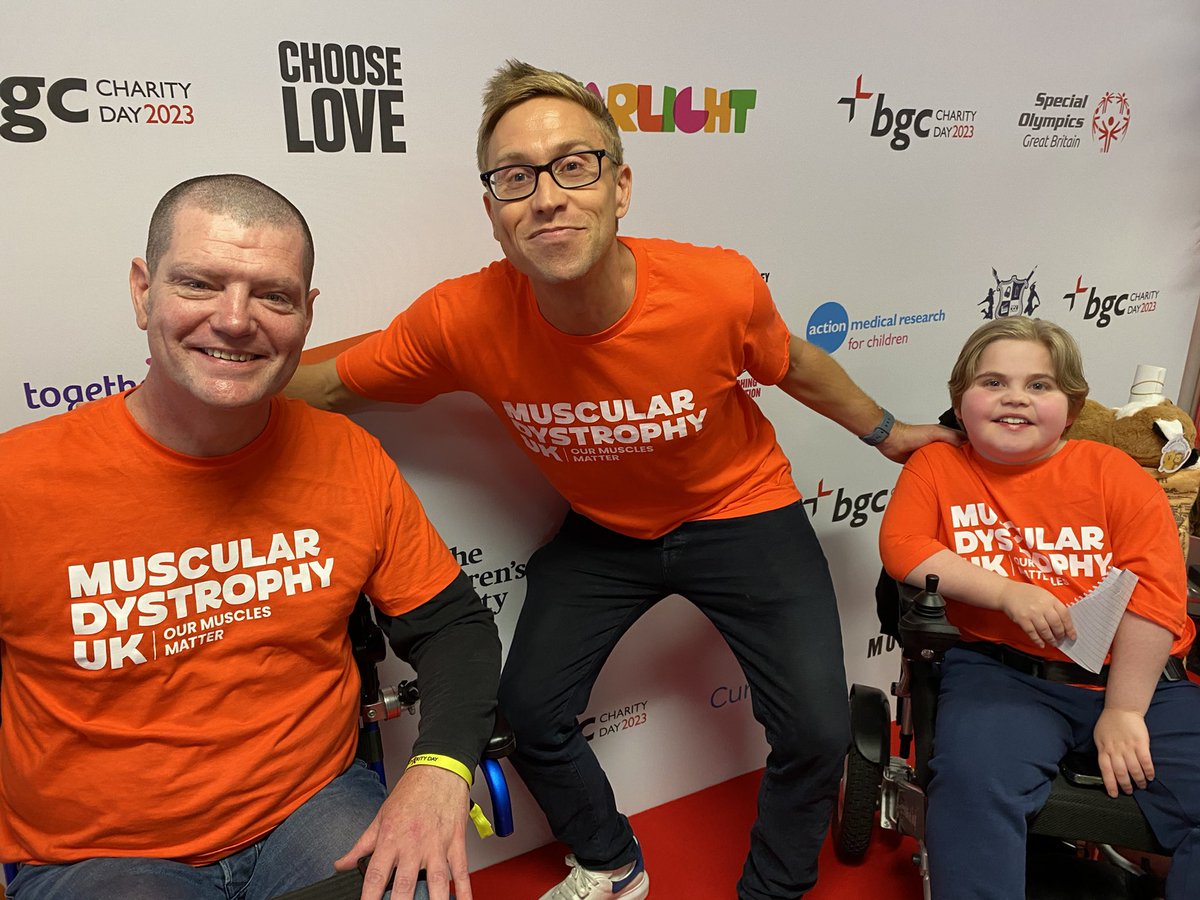 Thank you <a href="/BGCCharityDay/">BGC Charity Day</a> <a href="/GabbyLogan/">Gabby Logan</a> <a href="/russellhoward/">Russell Howard</a> and <a href="/WestHam/">West Ham United</a> for putting a huge smile on Joe’s face for <a href="/MDUK_News/">Muscular Dystrophy UK</a> what a day he has had!
