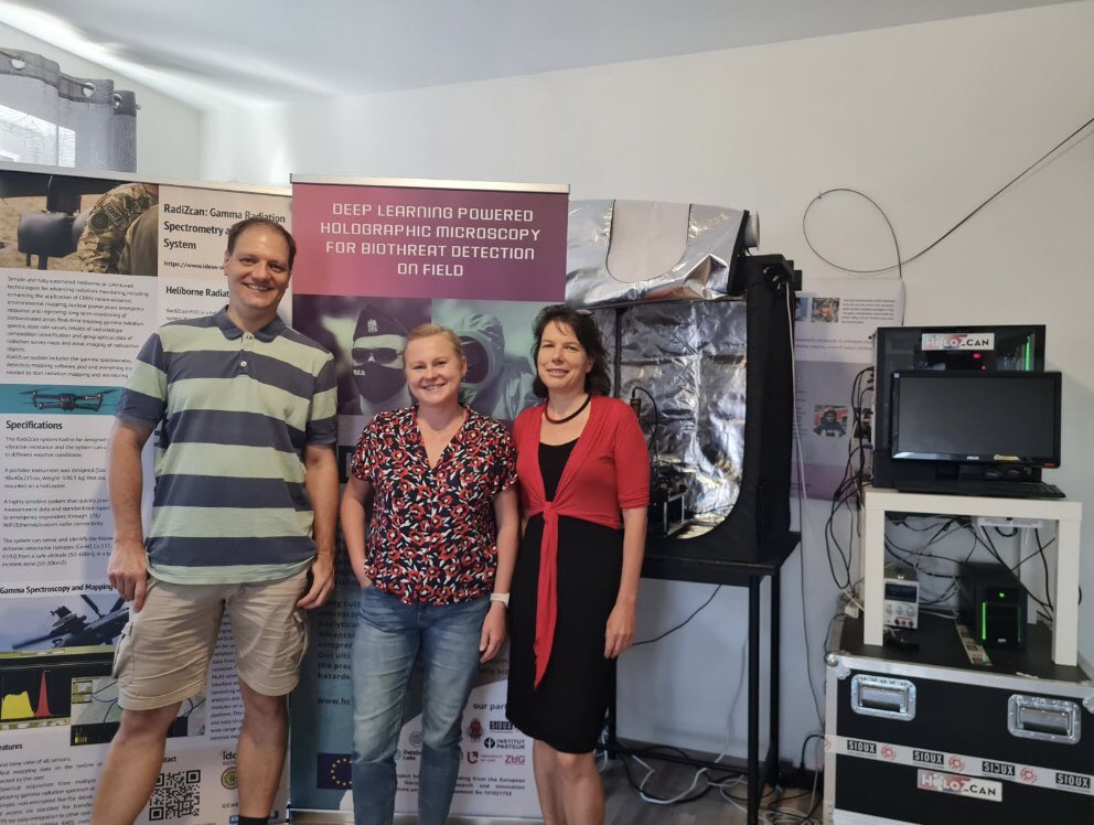 HoloZcan's tweet photo. Karolina Tomczyk from Lodz University, met in Hungary with
@BelaGyorgyi & Béla Mihalik from IDEAS Science to find ways to further disseminate @HoloZcan project and enhance synergies with the European project SAFE STADIUM💡#ResearchCollaboration #CBRN #SecurityProjects https://t.co/LGLhPGobCK