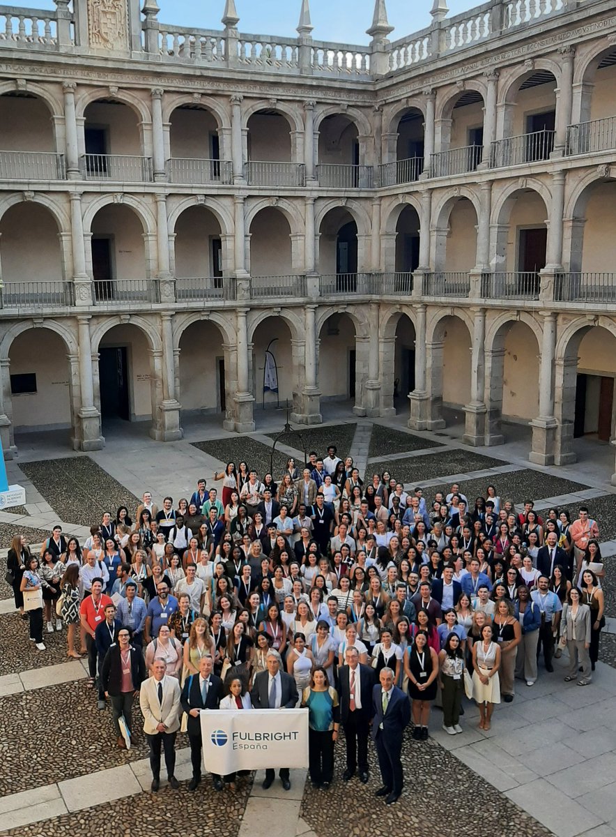 FulbrightSpain's tweet photo. Fulbright grantee 2023-24 cohort and welcoming remarks from José Vicente Saz, Rector @UAHes; Belén Yuste @AECID_es; Julissa Reynoso, Ambassador @USembassyMadrid
#fulbrightspain
#masqueunabeca https://t.co/NJ4usbJRtL