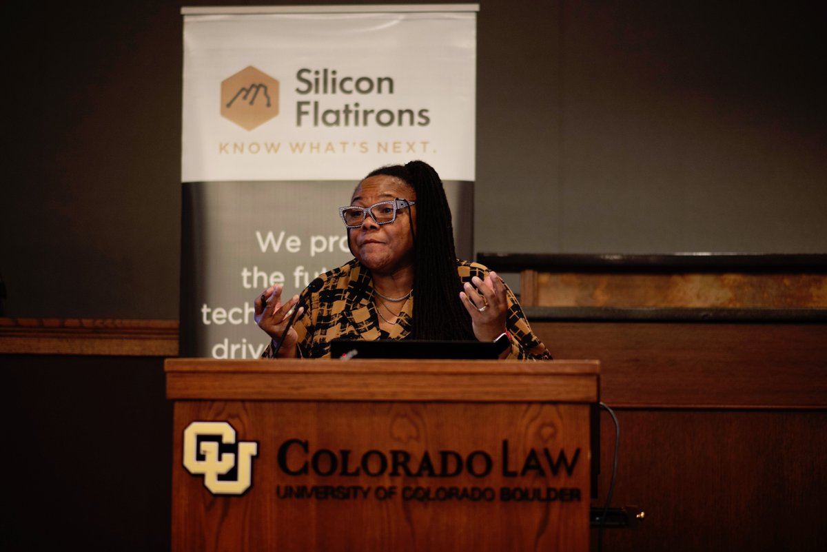 Amazing book launch @ColoLaw!

100+ in attendance on Friday for a symposium on my #firstbook 'Investment Crowdfunding' hosted by @SiliconFlatiron & @CUTechLaw @CUBoulder.

The day started with an intro from @BradBernthal and a welcome from Dean @AuntieFeminist.

@SECGov #fintech