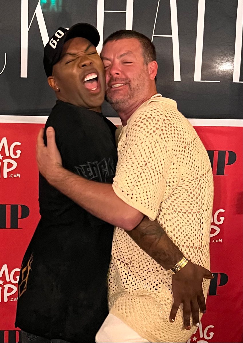 itsdaboys's tweet photo. After meeting him multiple times. I think Todrick was more excited to see me this time! 
#todrickhall #velvetragetour #gaybears #polyamorous #hewantsme! https://t.co/0EKsbYSo6E