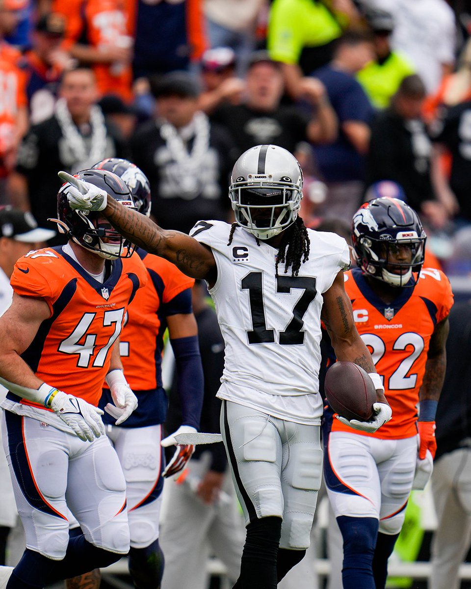 Las Vegas Raiders tweet media
