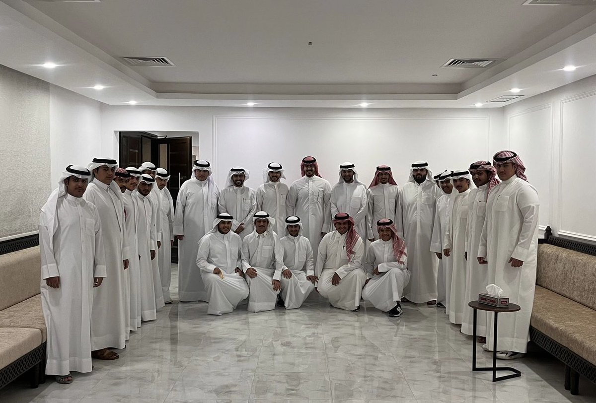 | فإذا عزَمتَ فَتوَكل عَلَى اللَّه |

تم بحمد الله تزكيتي :

" حمود أحمد السعيدي "

مرشحاً ضمن صفوف قائمة الشريعة 
للعام النقابي 2023 / 2024 

والله ولي التوفيق 🔹