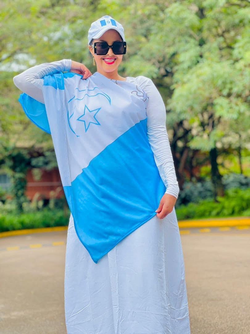 Ehelsan_Saleban's tweet photo. #Dhalinta awdal state oo maradii iran 🇮🇷 iska tuuray laa badalkeeda ku xaragonaya calankoda quruxda bdn ee Awdal state 🇬🇹

Rahma roze wa Xidigta rer awdal.
@AsmAwdal https://t.co/EGNfkT6PzJ