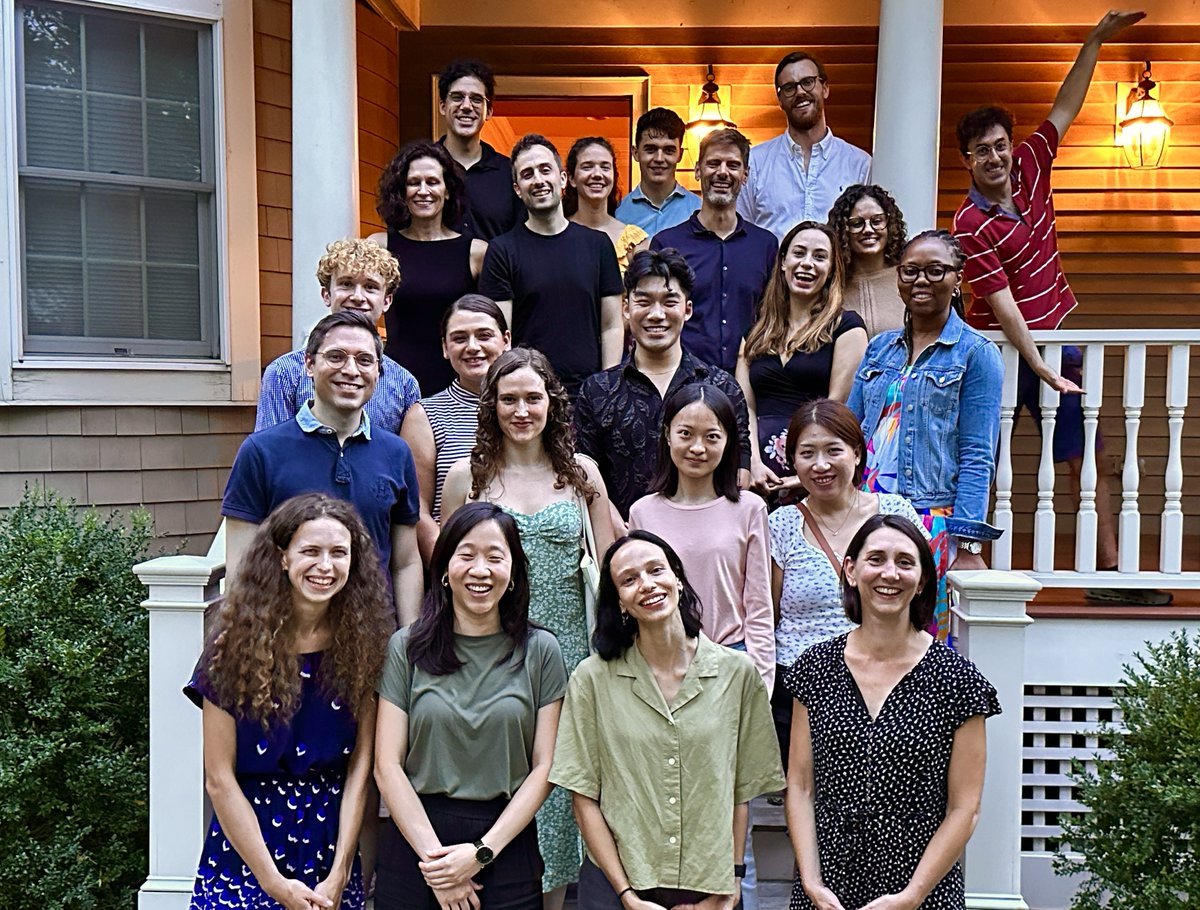 <a href="/CAUSALab/">CAUSALab</a> is looking forward to an exciting year ahead! 

We kicked off the year with a team social enjoying some food, drinks &amp; karaoke. 

We've got a busy year ahead &amp; we can't wait to share #research our team has been working on. Stay tuned for <a href="/CAUSALab/">CAUSALab</a> news and events!