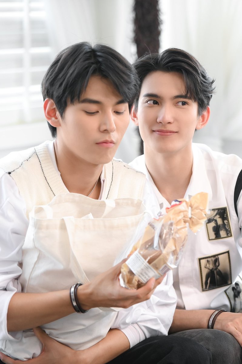 firstfh5's tweet image. ดีใจนะที่ปัณน์มีคนปลอบตอนเสียใจ มีแม่มาคอยบอกว่าปัณณ์เก่งแค่ไหน มีพ่อกับน้องกับคุณย่าที่จะเข้าข้างปัณเสมอ เลยหายห่วงไปได้นิดนึง ไม่ต้องห่วงเราหรอก เราโอเค ปกติเราก็มีแค่เรา สบายมาก #BMSSep11