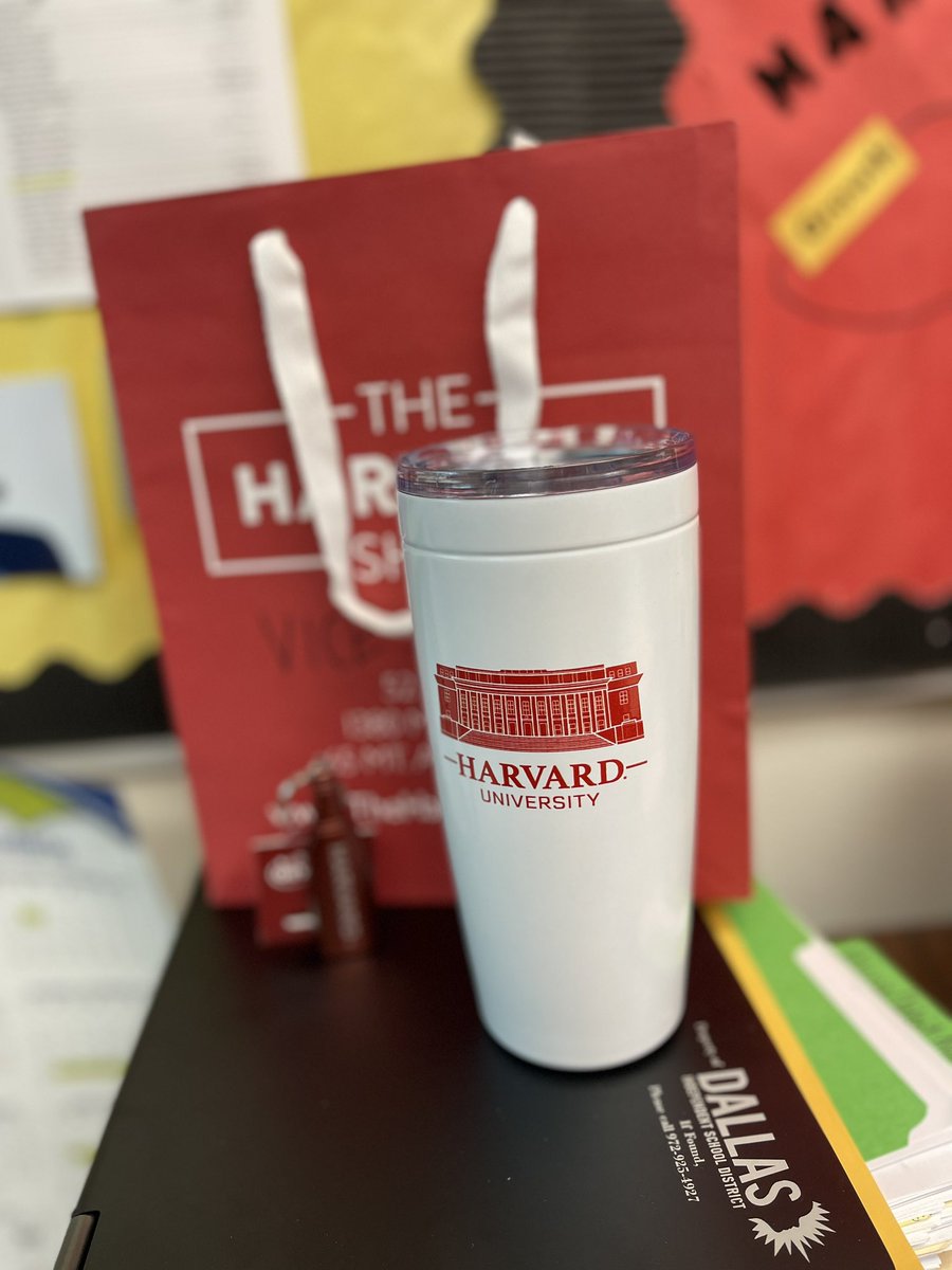 Moorebettabluze's tweet photo. My “Why”… Our kids are killing it out there! Dare to be an Ivy League student! Dare to be an HBCU student! Graduate! Leader in your field! https://t.co/sVcUAkiGlz