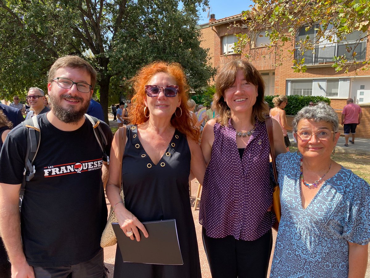 Els compromisos són per complir-los i això es fruit de l'acord de govern. L'estelada al balcó i l'ofrena en el monolit de 11 setembre. #ViscaCatalunyaLliure